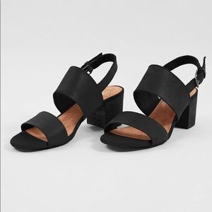 TOMS Women’s Poppy Sandal Black Block Heel Sz. 7.5